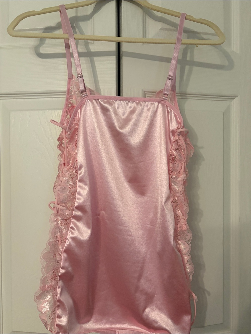 Pink Satin Lace-Trim Chemise Slip With Sides That Tie Adjustable Straps S/M Y2K - Picture 5 of 7